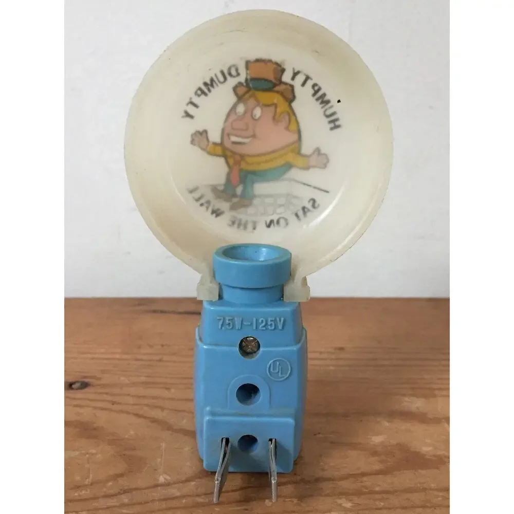 Vintage GEM Humpty Dumpty Sat On The Wall Childs Night Light Nursery Outlet Lamp